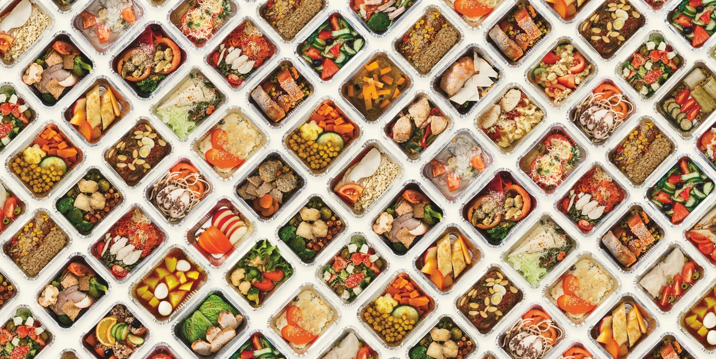 Food cans and plastic food packaging representing the EU BPA ban taking effect July 20 2026 under Commission Regulation EU 2024 3190 prohibiting bisphenol A in most food contact materials