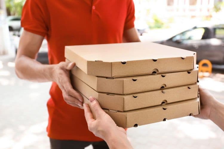 Community Rallies Behind Hardworking Pizza Driver
