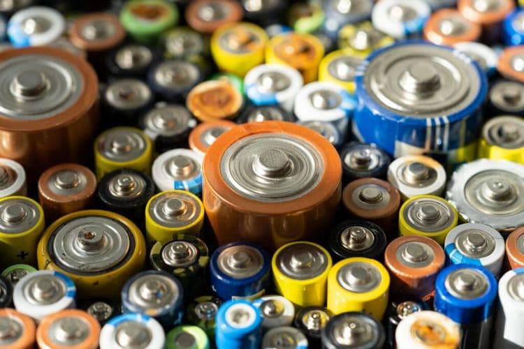 Revolutionary Iron Air Batteries Last Hundreds Of Hours