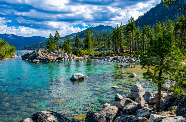How Two States Teamed Up to Save America's Clearest Lake