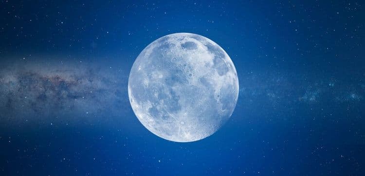 NASA Just Set The Launch Date For Its Historic Moon Return