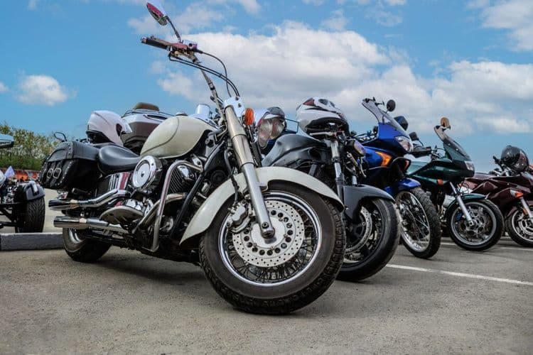 Motorcycle Clubs Unite To Feed Thousands This Thanksgiving