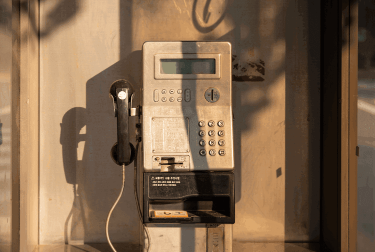 Engineer's Brilliant Idea Gives Rural Areas Free Phone Access With Retro Charm