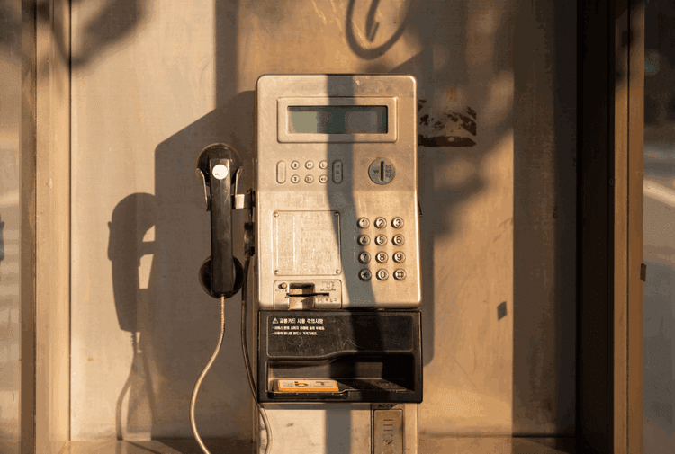 Engineer's Brilliant Idea Gives Rural Areas Free Phone Access With Retro Charm