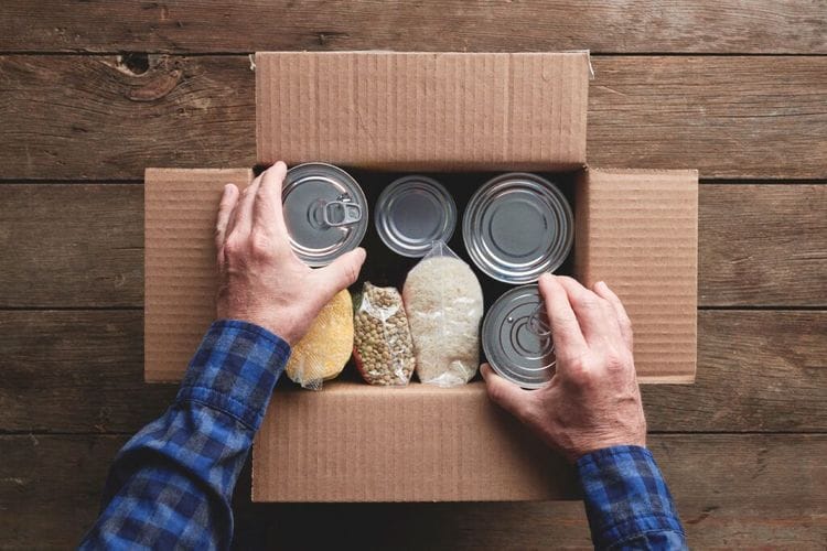 Dad's Front Yard Food Pantry Goes Viral