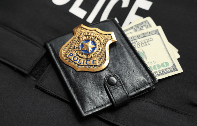 The Cop That Quit To Help People On The Streets